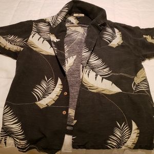 Tommy Bahama sort sleeve button down